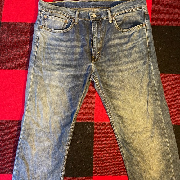 Men’s Levi’s 513 Slim Straight Jeans - Picture 3 of 4